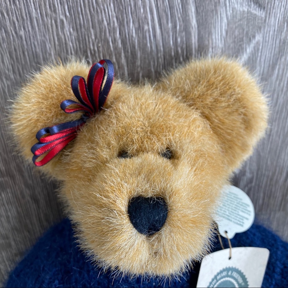 Tami P. Rally - Boyds Bears - Picture 8 of 8